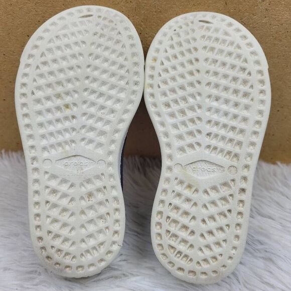 CROCS Boys Navy and White Citilane Size 9 - Picture 6 of 8